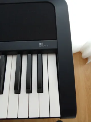 Piano Korg B2 Negro+ taburete
