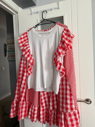 Conjunto Flamenco Blusa y Falda