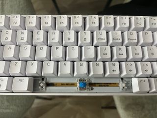 Set Teclado y Auriculares Gaming Blancos