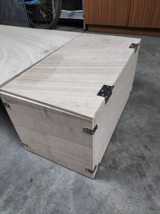 Corral gallinero hecho a mano