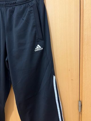 Chándal negro Adidas