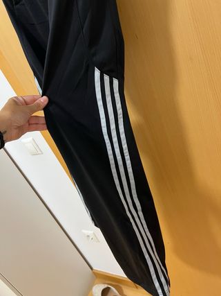 Chándal negro Adidas