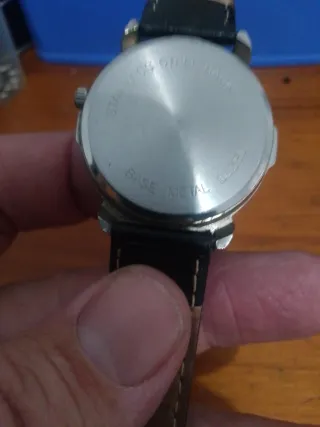 Reloj con brújula