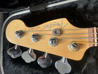 Bajo Fender Jazz Bass original California
