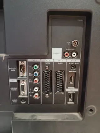 Televisor Sharp Aquos Negro