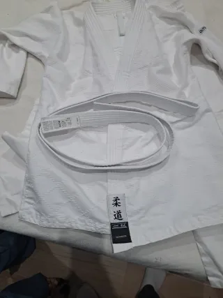 Kimono Judo 160cm con cinturon Blanco Décathlon