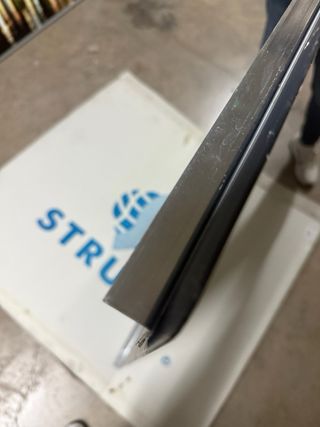 Espejo de pared pesado canto forma 122x110x2,5