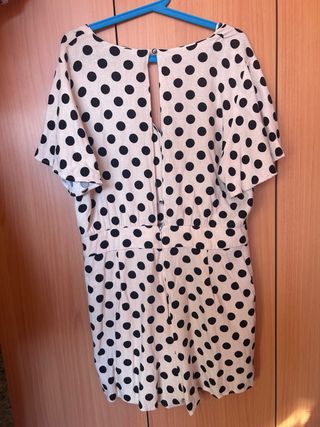 Mono Zara lunares beige y negro