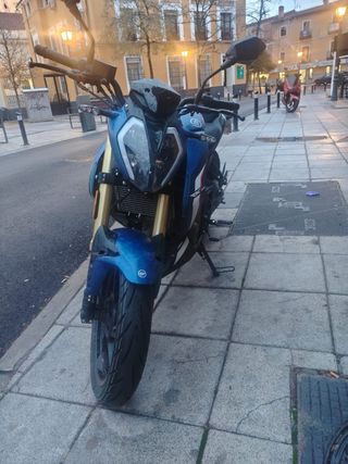 Motocicleta Keeway RFK125 Azul