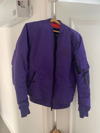 Lote 4 prendas: 3 chaquetas y 1 chaleco