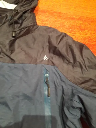 Cazadora Mountain esqui montañaL seminueva