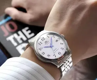 Reloj Orient Automático Plata y Blanco Nuevo