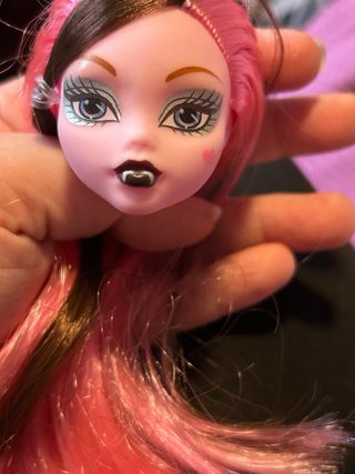 Cabeza Monster High tipo Draculaura