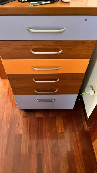 Cama nido con colchones, cajones y coqueta