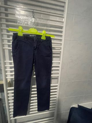 Pantalone blu regolabile in vita