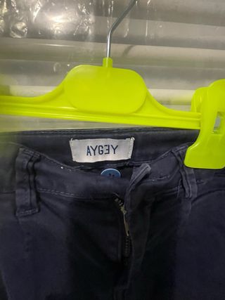 Pantalone blu regolabile in vita