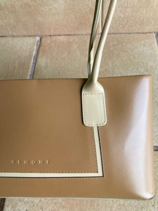 Bolso de hombro camel y beige