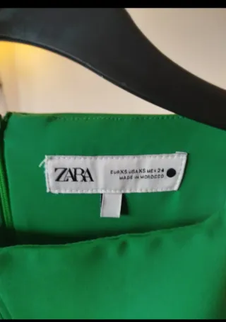 Vestido fiesta Zara verde