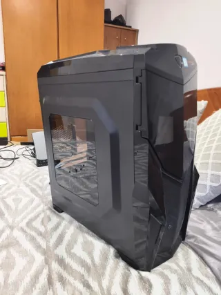 Caja PC Gaming Negra