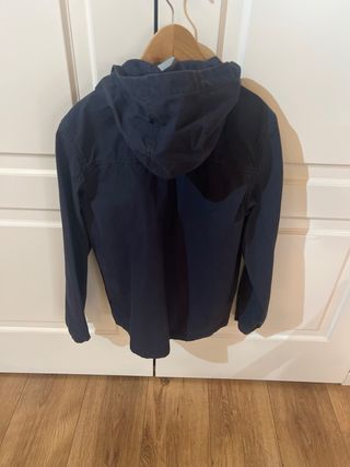 Camisa El Ganso Blanca y chaqueta de tommy 10 años