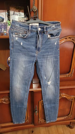 Pantalón vaquero Zara Talla 38