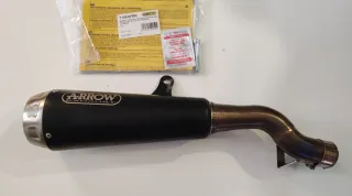 Escape Arrow Pro Race Honda X-ADV 750