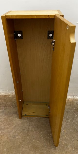 Armario pequeño de madera (VENTA EN PERSONA)