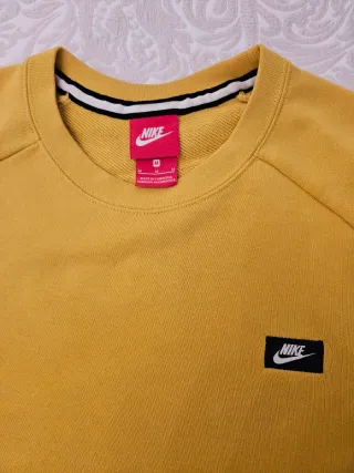 Sudadera Nike Mostaza