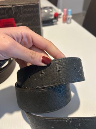 Cintura marrone con strass e pietre