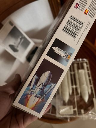 Lote maquetas Academy Mustang + Space Shuttle