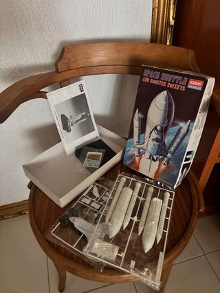 Lote maquetas Academy Mustang + Space Shuttle