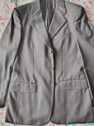 Completo uomo nero taglia 48