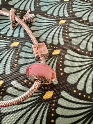 Pulsera Pandora Original + 4 Charms + cad. Segurid