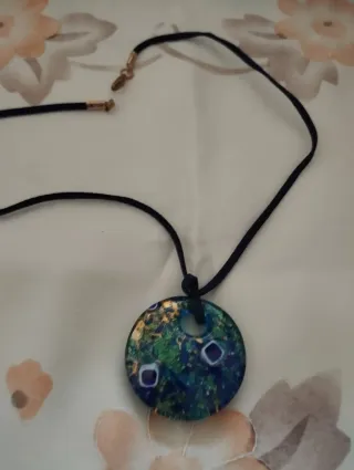 Collana con pendente Murano blu e verde
