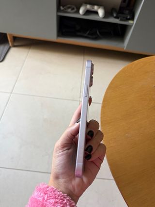 iPhone 14 Plus Morado