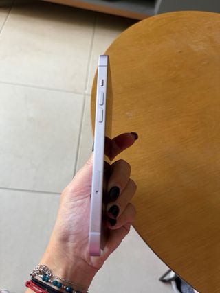 iPhone 14 Plus Morado