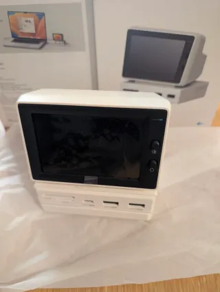 Mini Monitor HAGiBiS USB-C Docking Station