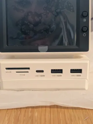 Mini Monitor HAGiBiS USB-C Docking Station