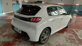 Peugeot 208 2022