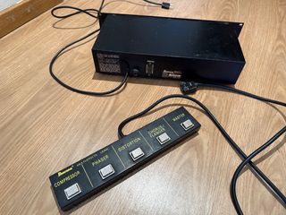 Ibanez UE400 Multiefectos Vintage Rack