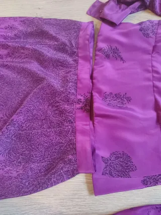 Conjunto morado estampado