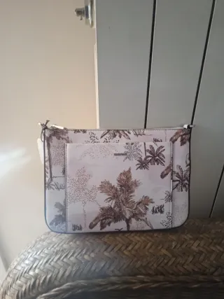 Bolso de mano o para colgar estampado