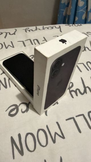 iPhone 16 256GB