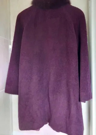 Abrigo Antea Talla 46 con cuello de pelo