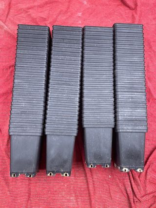 100 Tiestos de plástico negros 18x18