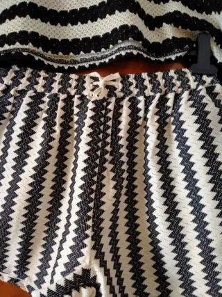 Conjunto Rayas Blanco y Negro sin estrenar