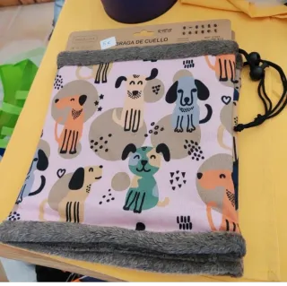 Braga de cuello tanto para niños como mascotas
