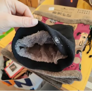 Braga de cuello tanto para niños como mascotas