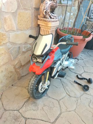 Moto eléctrica de niñ@