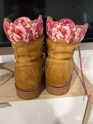 Botas Panama Jack Marrones y Rosas